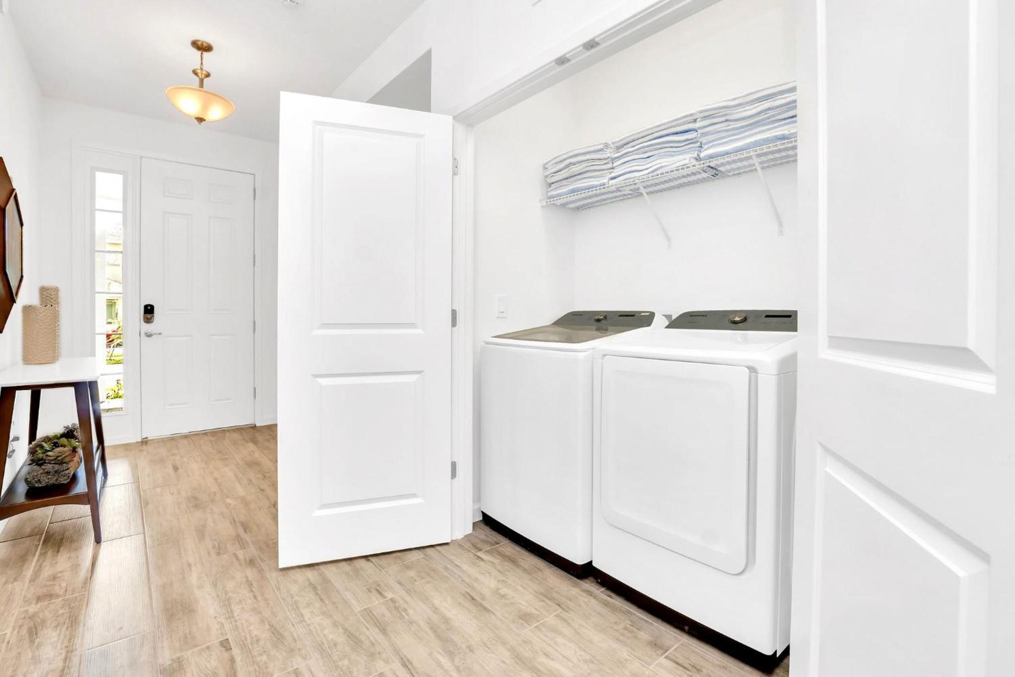 Stunning 9Br Home - Family Resort With Private Pool, Hot Tub, Games Room And Bbq! 키시미 외부 사진